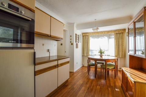 1 Acacia Close, Woodham, Addlestone, KT15 3SJ