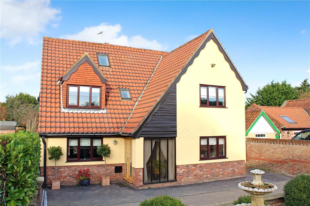 Sotterley Road, Hulver, Beccles, NR34 5 bed detached house £600,000