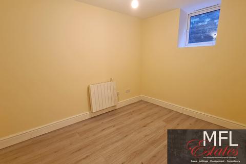 1 bedroom ground floor maisonette to rent - Linkfield Street, Redhill RH1