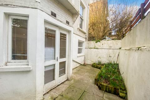1 bedroom flat to rent, Portland Rise,  Finsbury Park, N4