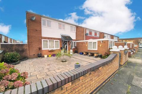 3 bedroom semi-detached house for sale - Garrowby Drive, Huyton, Liverpool