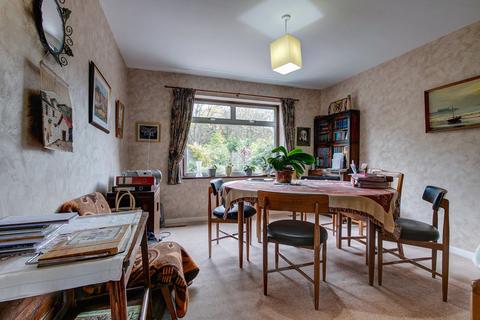 1 Orchard Grove, Astwood Bank, Redditch, B96 6BE