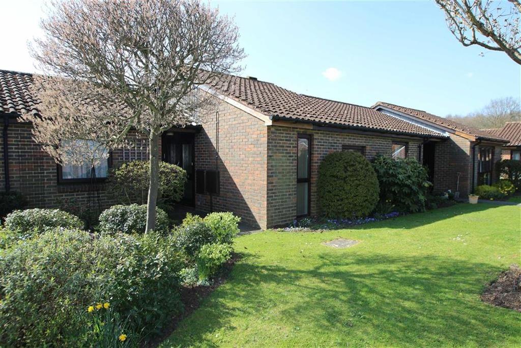 day-court-elmbridge-village-cranleigh-1-bed-retirement-property