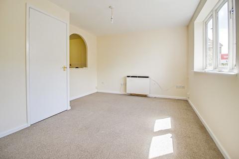 63 Farriers Close, Swindon, SN1 2QX