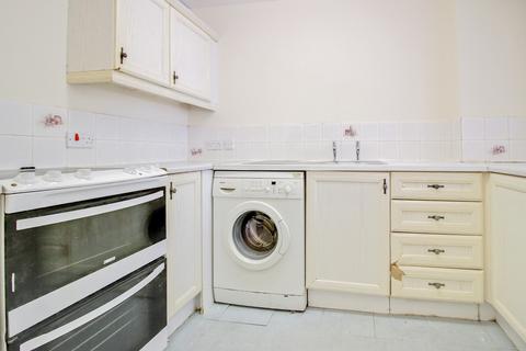 63 Farriers Close, Swindon, SN1 2QX
