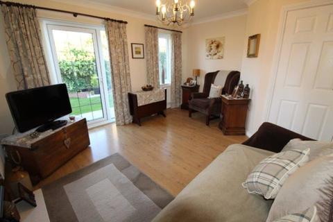 2 bedroom detached bungalow for sale - Thorntree Way, Blyth