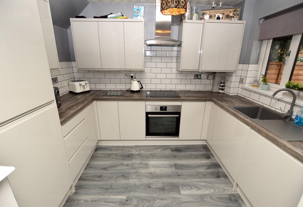 Fitted Kitchen