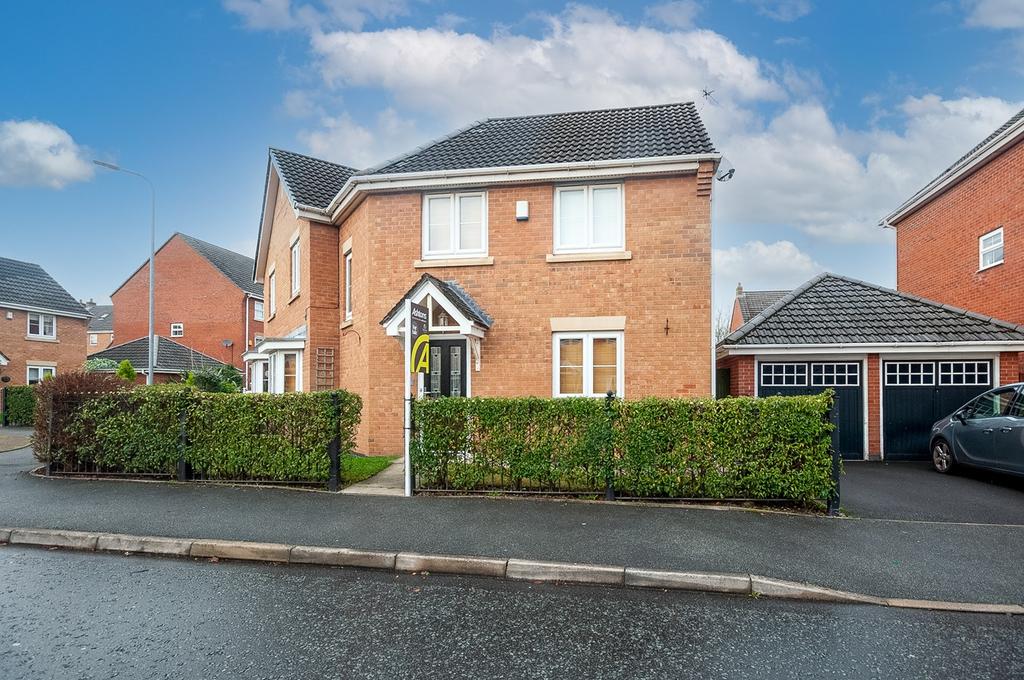 Womack Gardens, St Helens, WA9 3 bed semidetached house £200,000