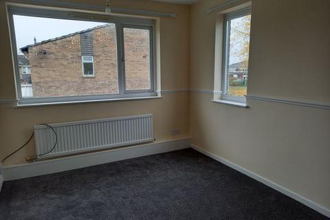 3 bedroom end of terrace house to rent, 17 Keble Court, Tattershall