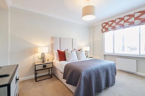 2 bedroom flat to rent - Hill Street, Mayfair, London, W1J 5NA