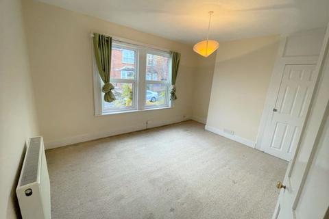 3 bedroom terraced house for sale - Victorian Terraced House in Cargate.