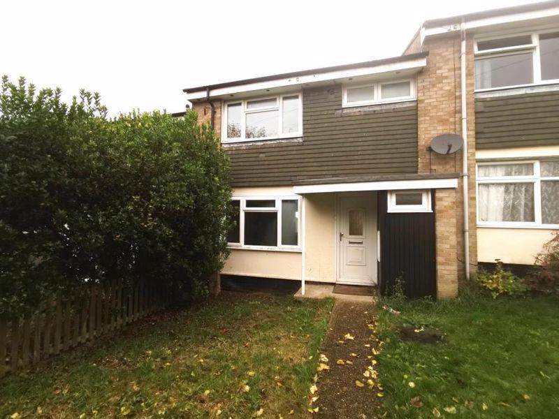 Pheasant Rise, Chesham 3 bed house £1,250 pcm (£288 pw)