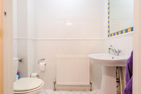 46a Lindsay Road, Worcester Park, KT4 8LE