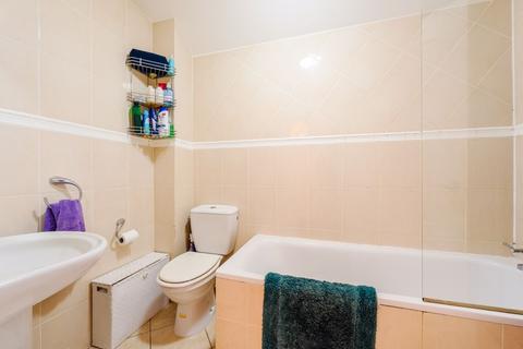 46a Lindsay Road, Worcester Park, KT4 8LE