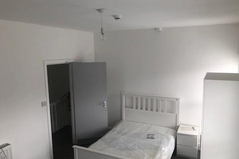 6 bedroom house to rent, Marlborough Rd, Brynmill, Swansea