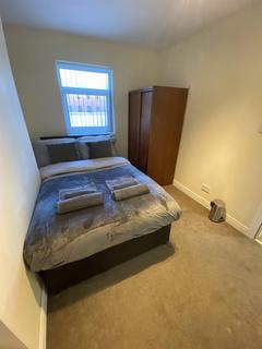 8 bedroom house to rent - Hartington Road, Middlesbrough