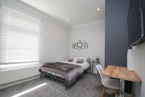 3 bedroom house to rent - Essex Street, Middlesbrough
