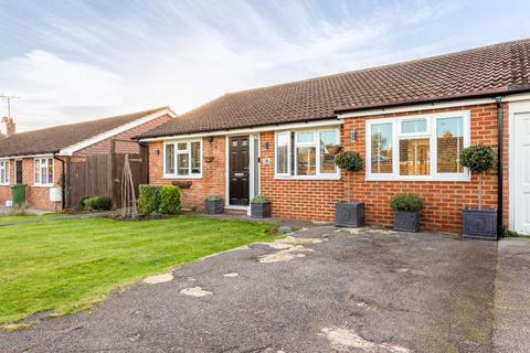 15 Downsview, Small Dole, Henfield, BN5 9YB