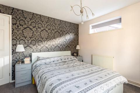 15 Downsview, Small Dole, Henfield, BN5 9YB