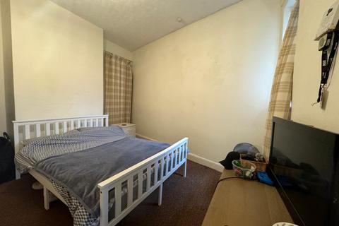 1 bedroom flat to rent, New Rowley Road, Dudley