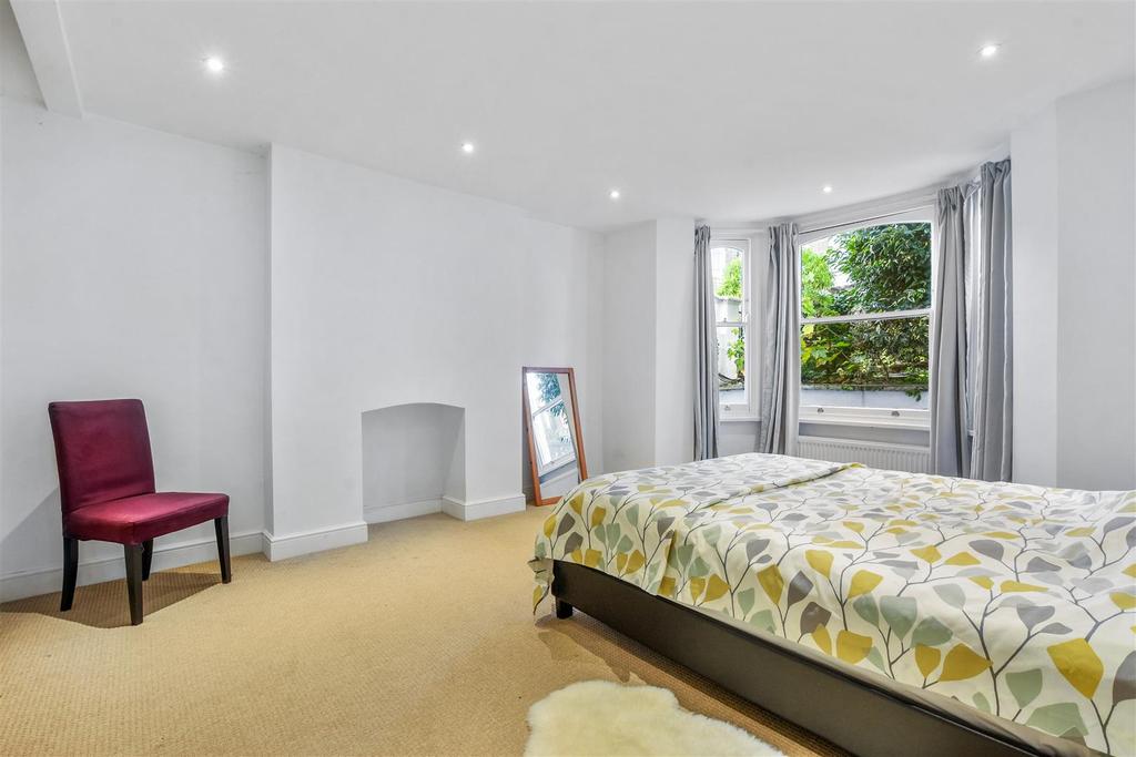 18a Boscastle Road - Bedroom.jpg