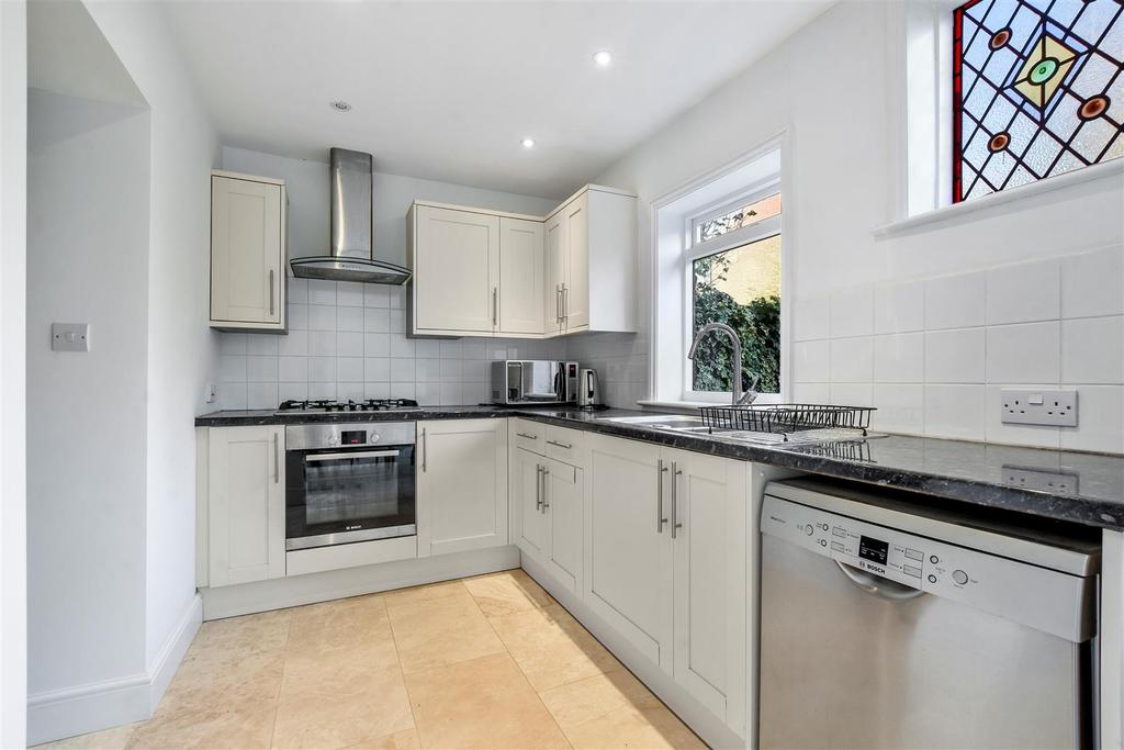 18a Boscastle Road - Kitchen.jpg