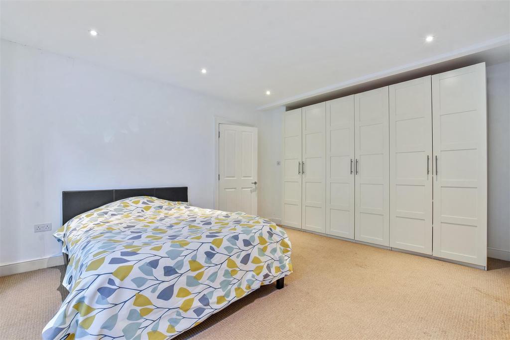 18a Boscastle Road - Bedroom ).jpg