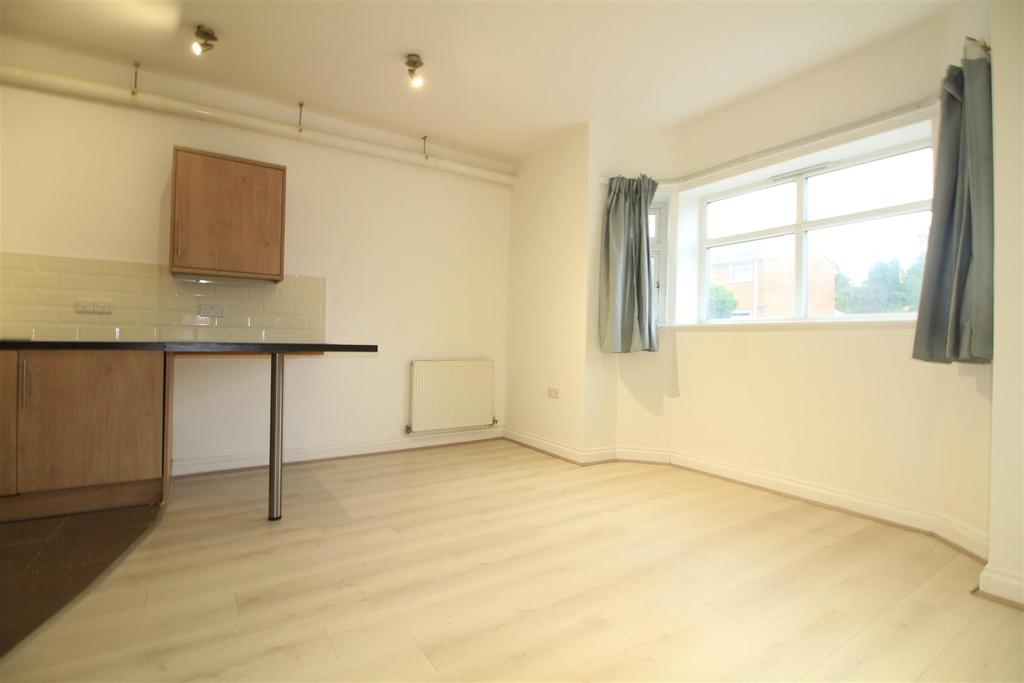 North Gate, Nottingham 2 bed apartment £625 pcm (£144 pw)