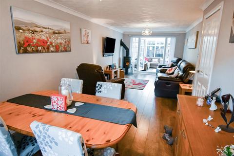 18 Maple Park, Hedon, Hull, HU12 8NR