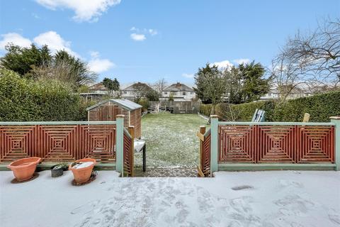 120 Carlton Avenue West, Wembley, HA0 3QX