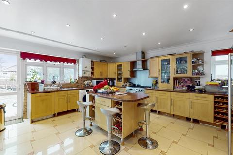 120 Carlton Avenue West, Wembley, HA0 3QX