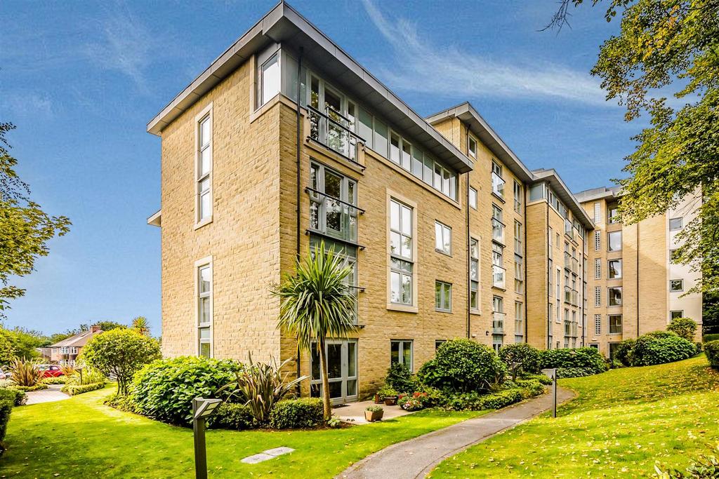 Trinity Court, Oxford Road, Halifax 1 bed apartment for sale £145,000