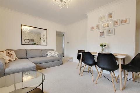132 Nelson Road, Goring By Sea, Worthing, BN12 6EN