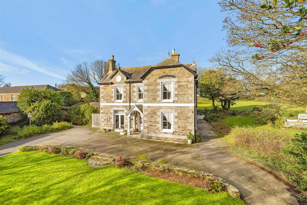 Perranzabuloe, Truro 5 bed detached house £1,000,000