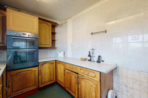 32 Cavell Square, Deal, CT14 9HR