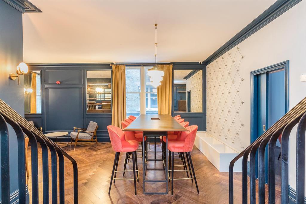Residence lounge