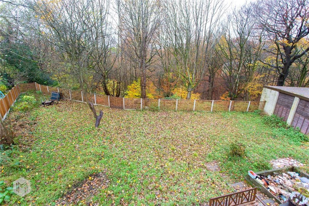 Harden Drive, Breightmet, Bolton... 3 bed detached house £220,000