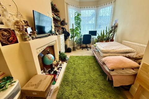 1 bedroom flat to rent, Lascotts Road, Wood Green