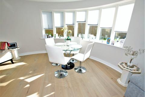 Apartment 3, Haverfield Park Cannongate Road, Hythe, CT21 5FG