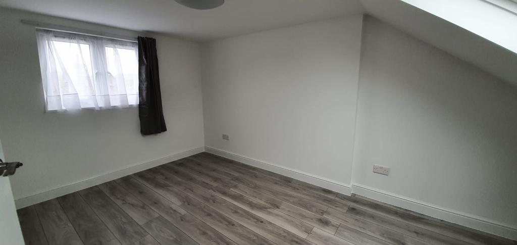3 Bedroom House Available For Rent In Walthamstow