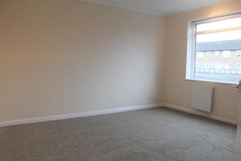 37 Rydal Way, Ruislip, HA4 0RX