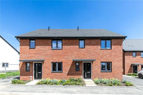 3 bedroom semi-detached house to rent, Rye Crescent, Curbridge, Witney, OX29