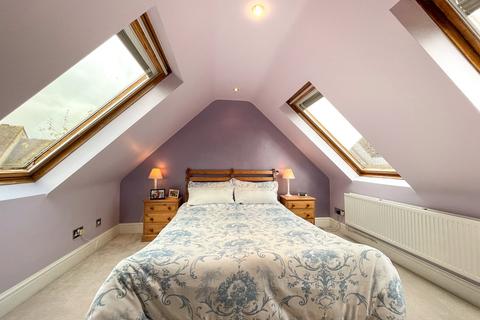 8 Broadway Close, Witney, OX28 5GG