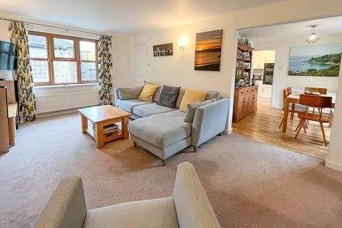 8 Broadway Close, Witney, OX28 5GG