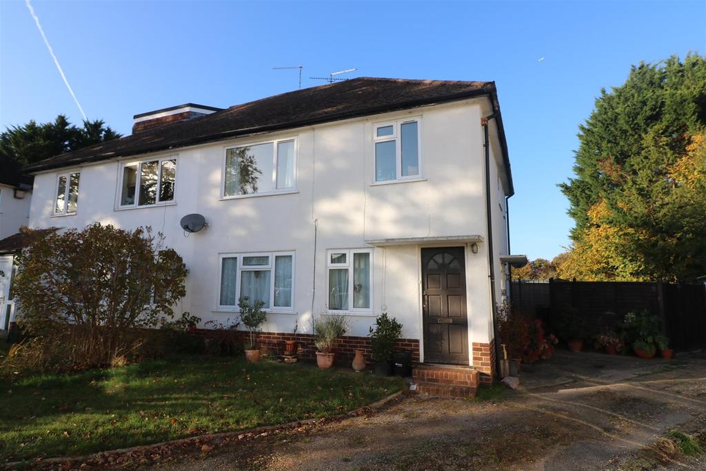 Dudley Close, Tilehurst, Reading 2 bed £215,000