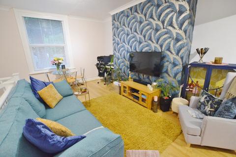 Flat 6, Earlsdon Lodge, 13 Surrey Road, Bournemouth, BH2 6BP