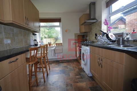 3 bedroom house to rent, St. Annes Road, Leeds LS6