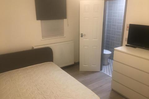 4 bedroom house to rent, Pennington Terrace, Leeds LS6