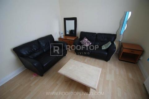 4 bedroom house to rent, Harold Grove, Leeds LS6