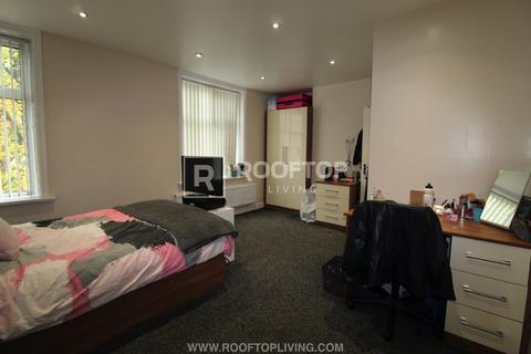 8 bedroom house to rent, St. Michaels Villas, Leeds LS6